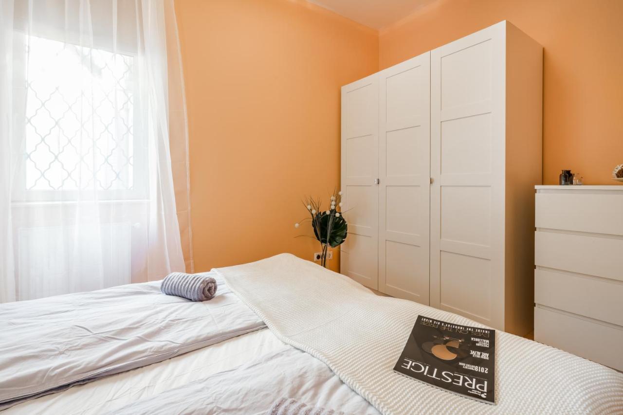 Central Premier Apartment Budapest Luaran gambar